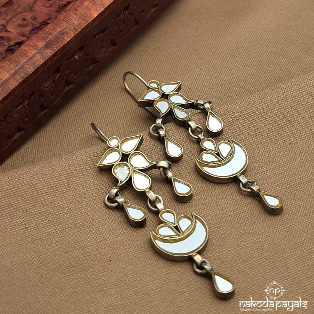 White Glass Hanging (C3933)