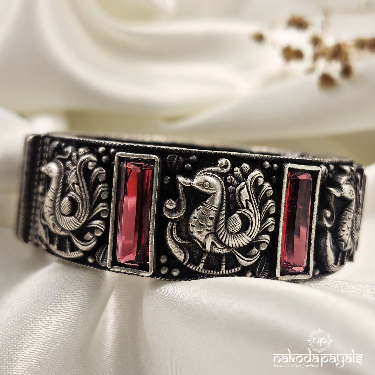 Ruby Peacock Single Kada (K5072)