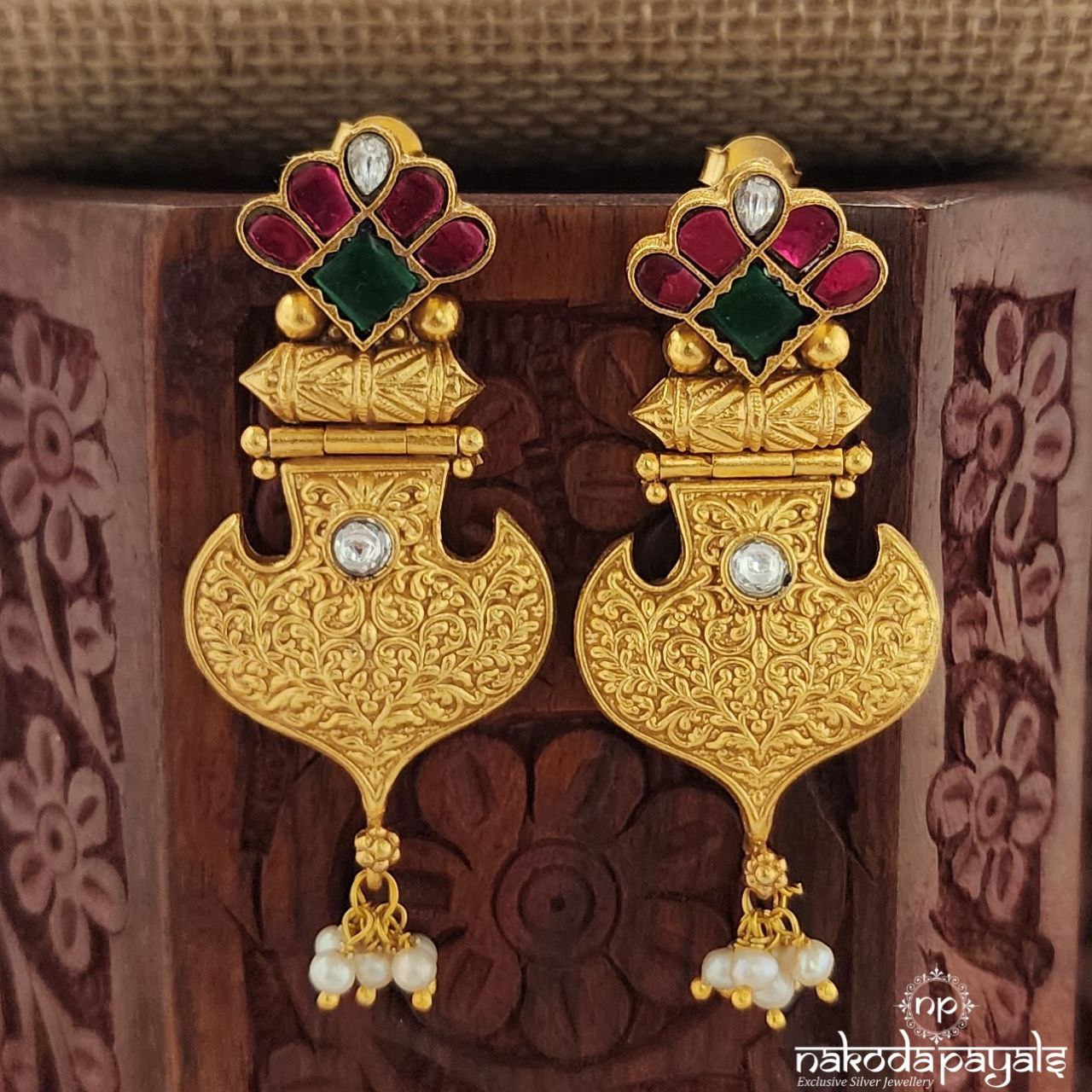 Stunning Kundan Pearl Earrings (Ge9870)