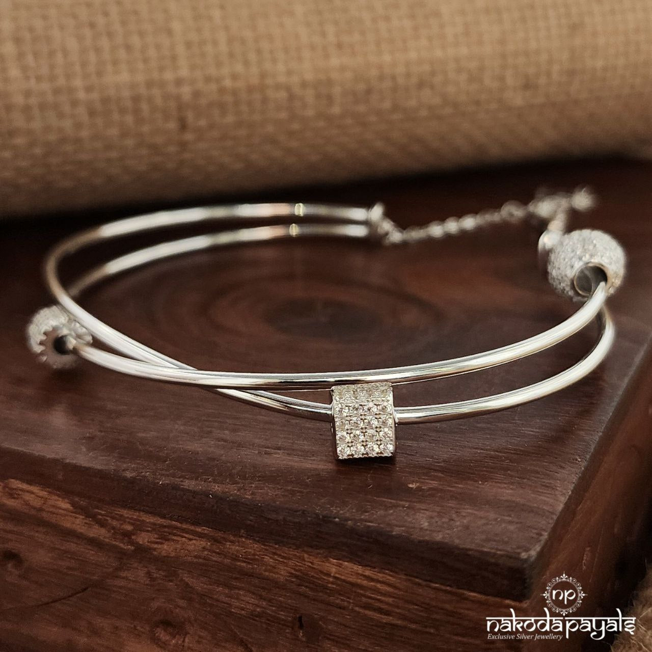 Luna Edge Square Kada (K5084)