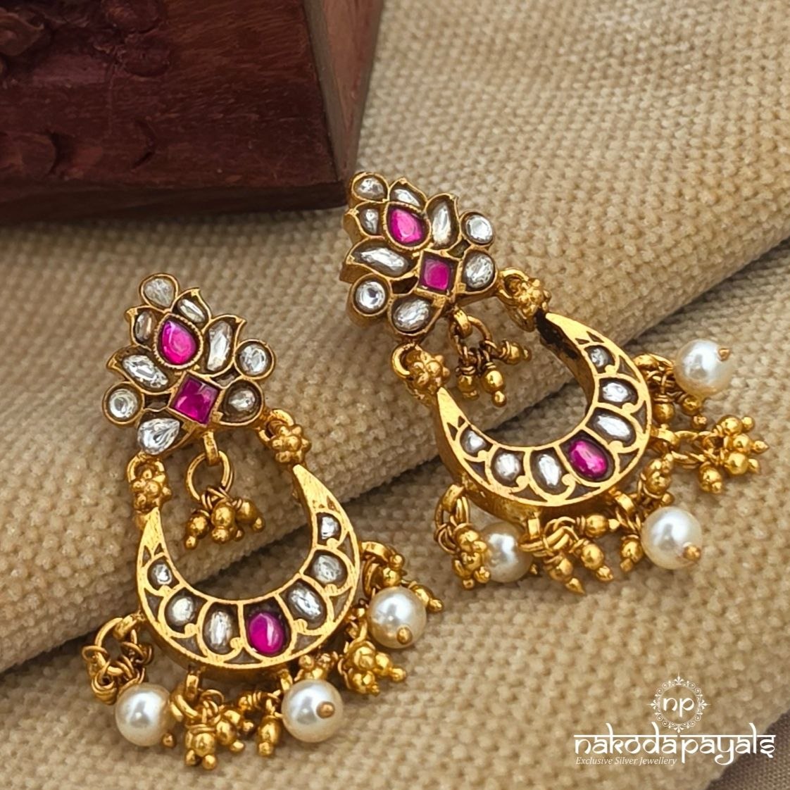 Pearl Drop Chandbali (Ge11078)