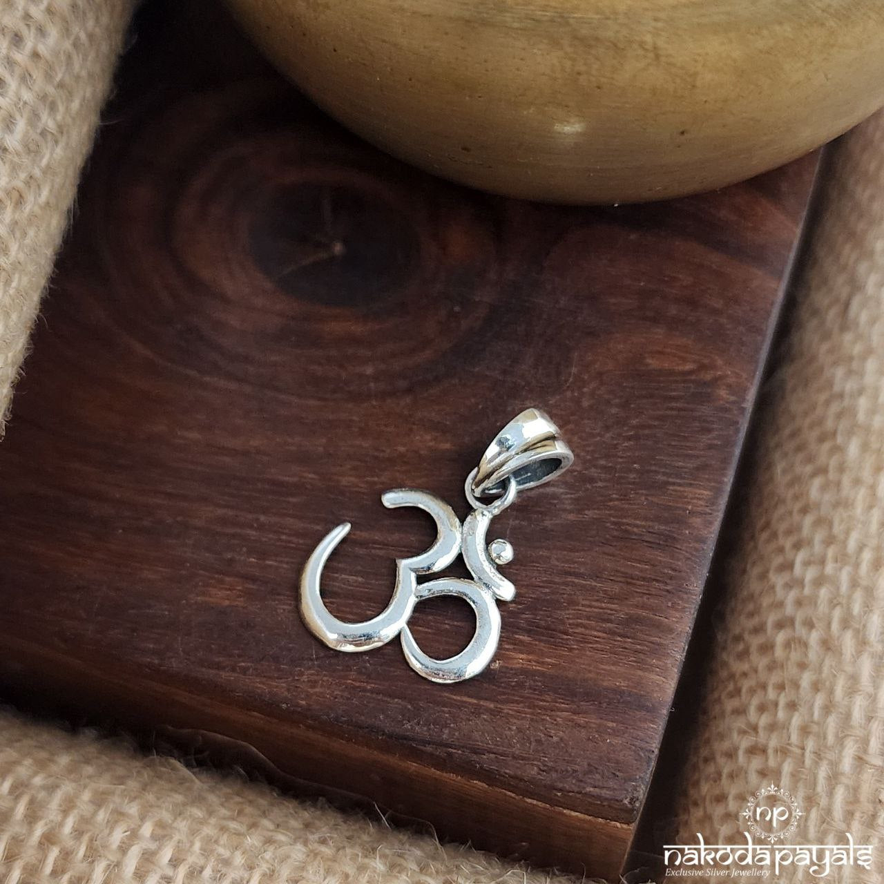 Om Pendant (P2455)