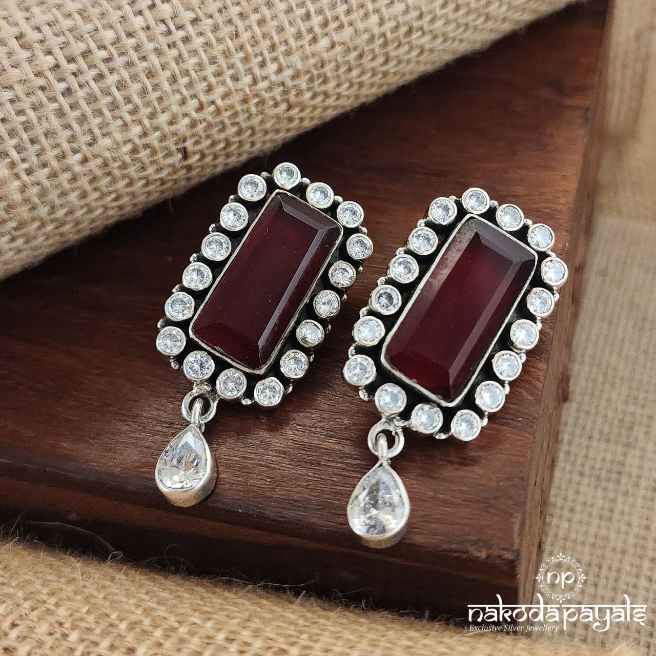 Rectangular Red Earrings (C4028)