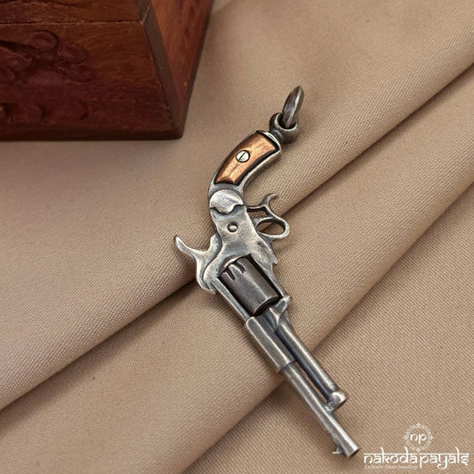Extrovert Gun Pendant (St2119)
