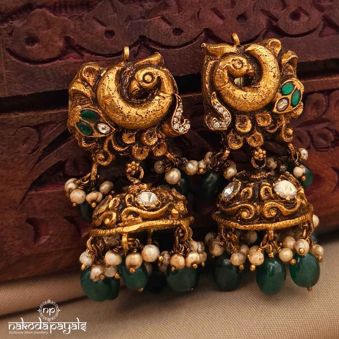 Eye-Catching Peacock Floral  Jhumka (Ge11323)