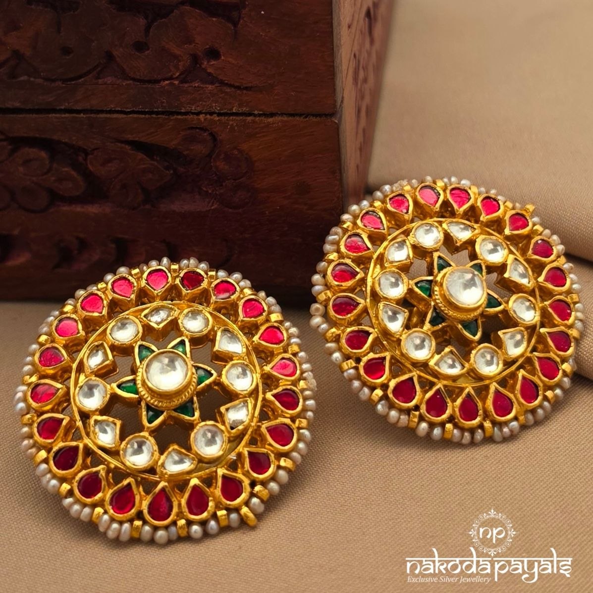 Exclusive Pink Floral Studs (Ge11452)