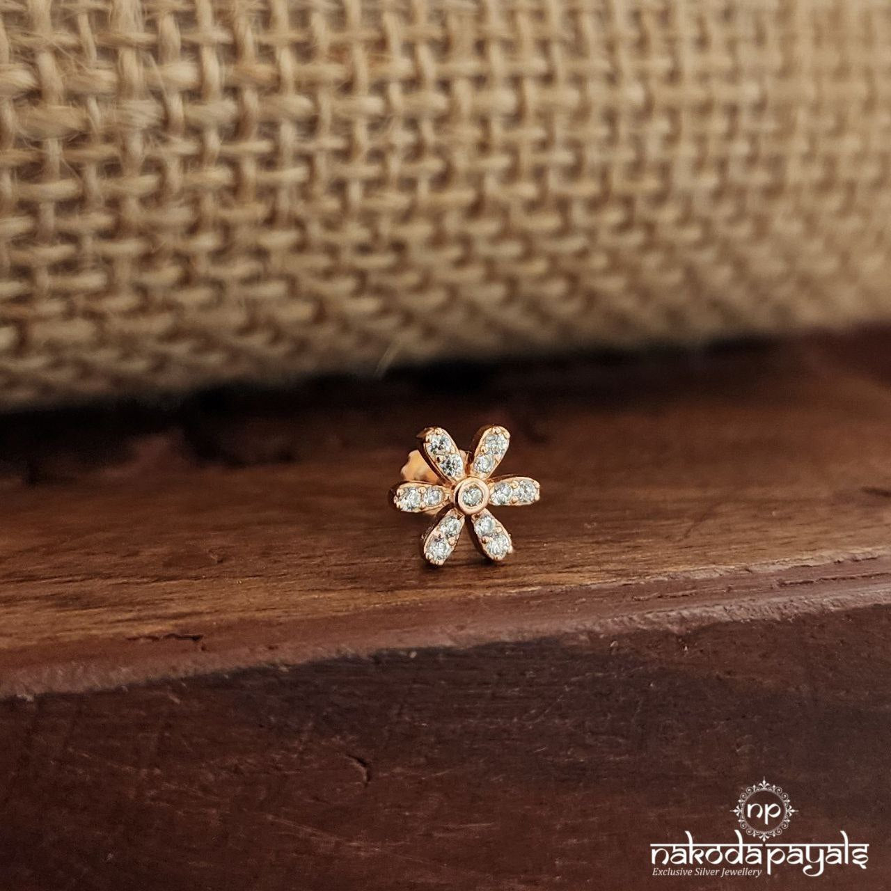 Adorable Flower Rose Gold Nosepin(Np771)