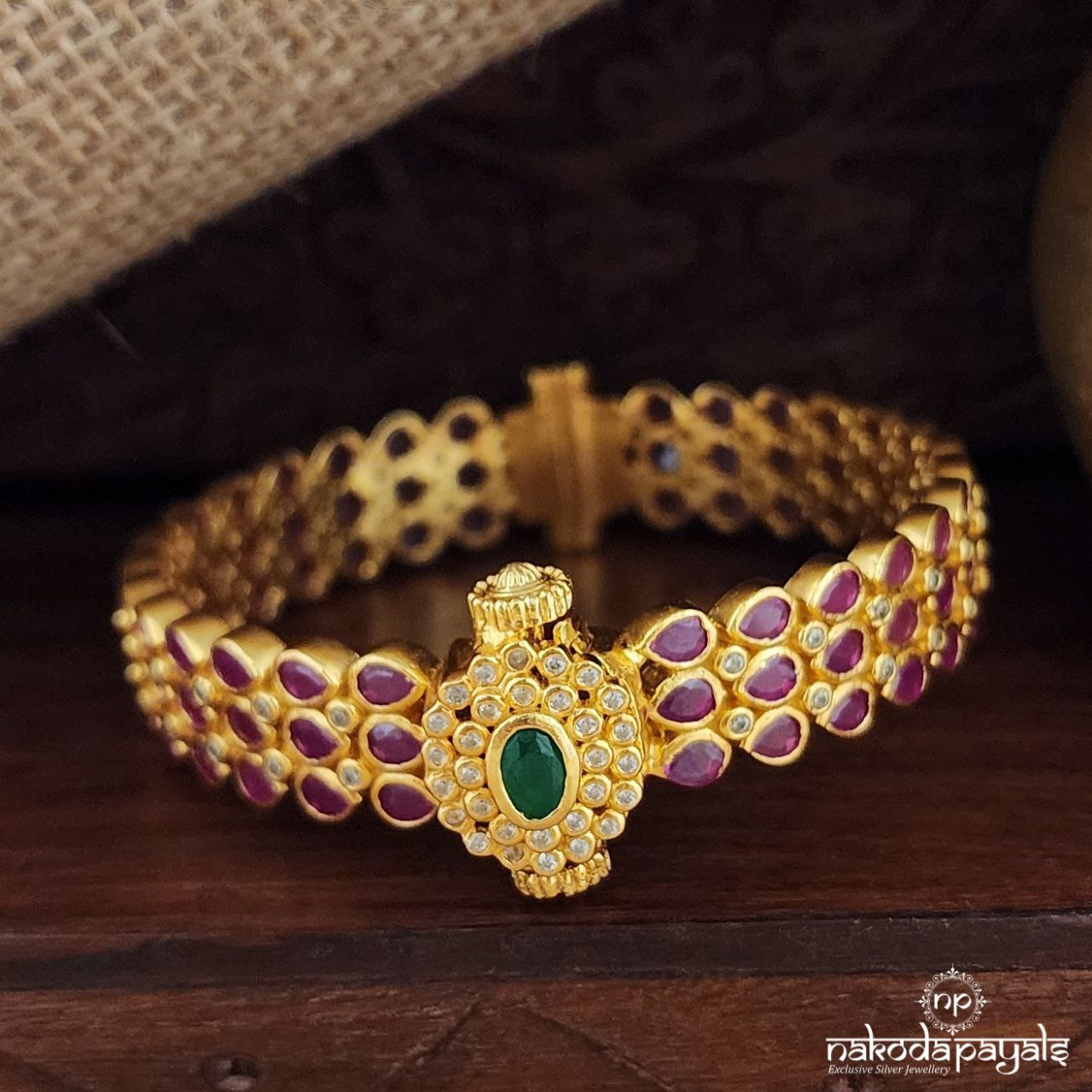 Twinkling Green Openable Kada (Gk3133)