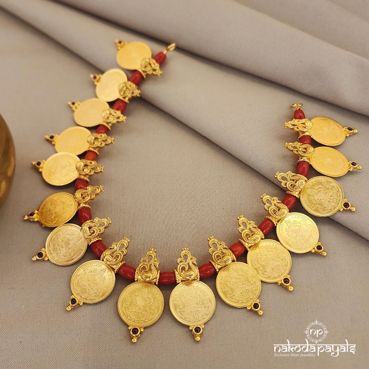 Coral Coined Neckpiece (Gn8527)
