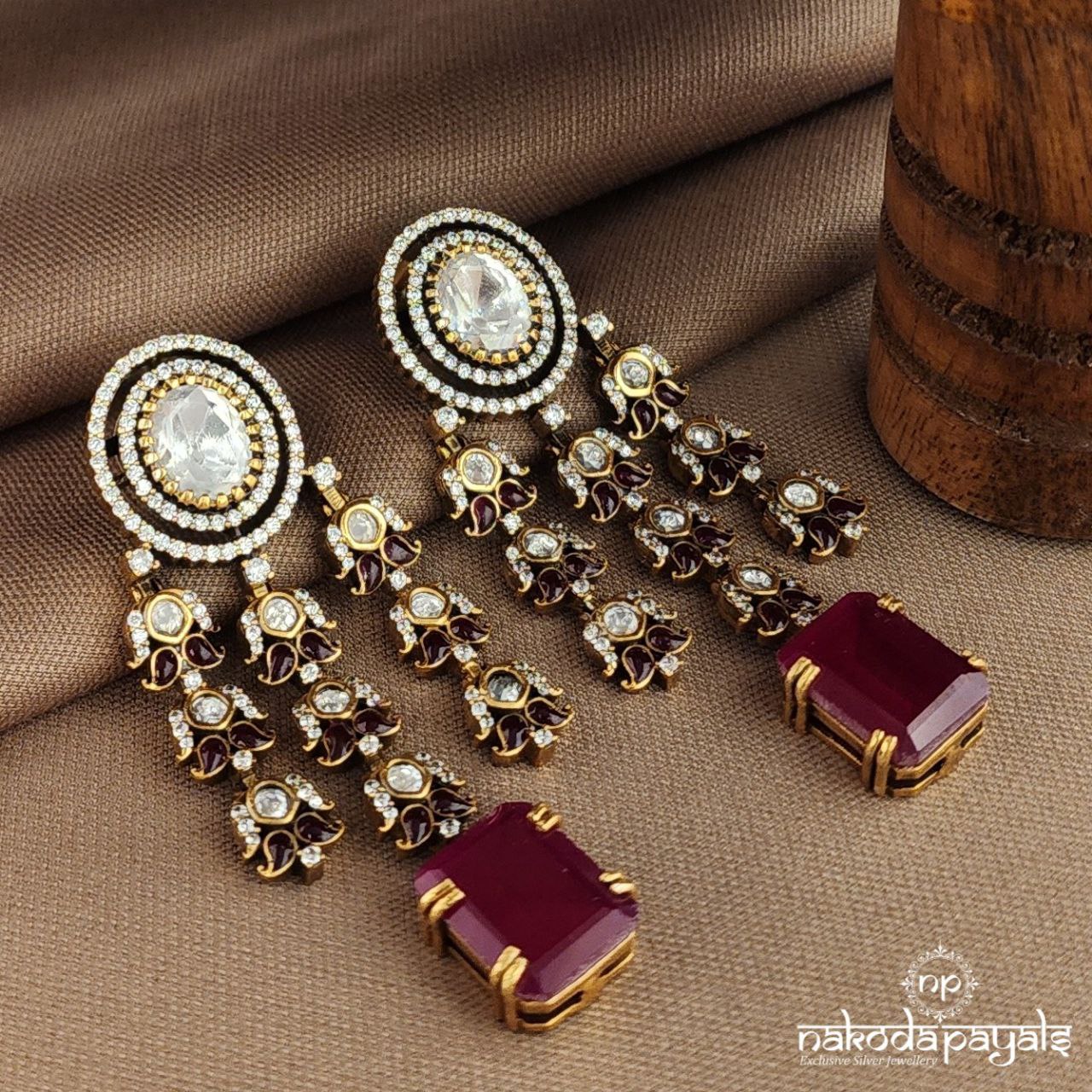 Rectangular Red Drop  Earrings (Ge10019)