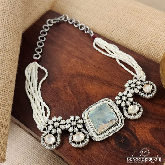 Natural MOP Choker (N10619)