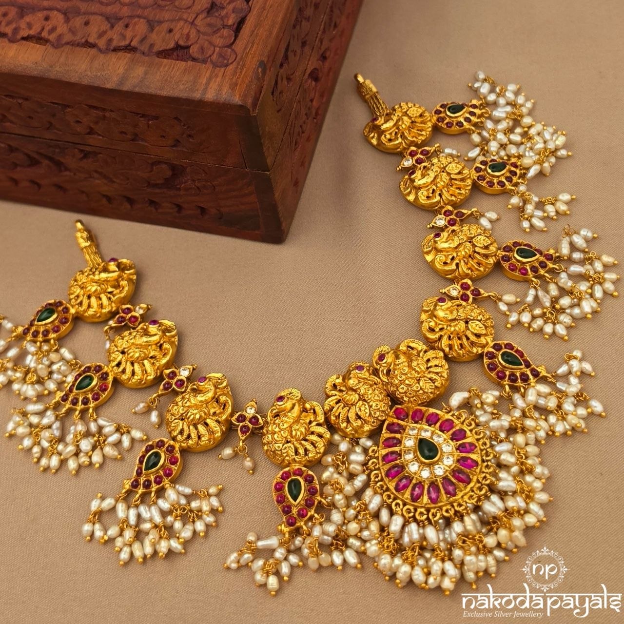 Resplendent Peacock Neckpiece (Gn10768)