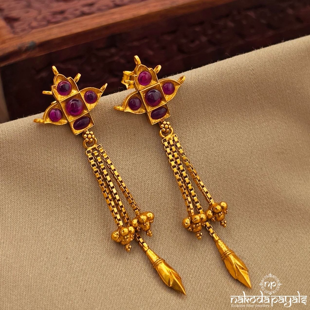 Exquisite Leafy Earrings (Ge11124)