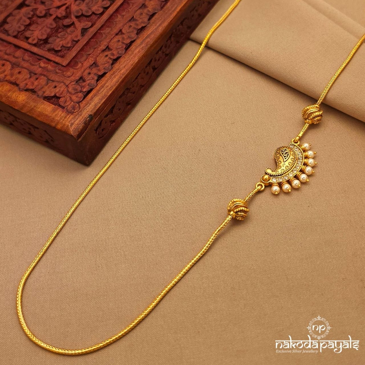 Pearly Mope Mala (Gn10251)
