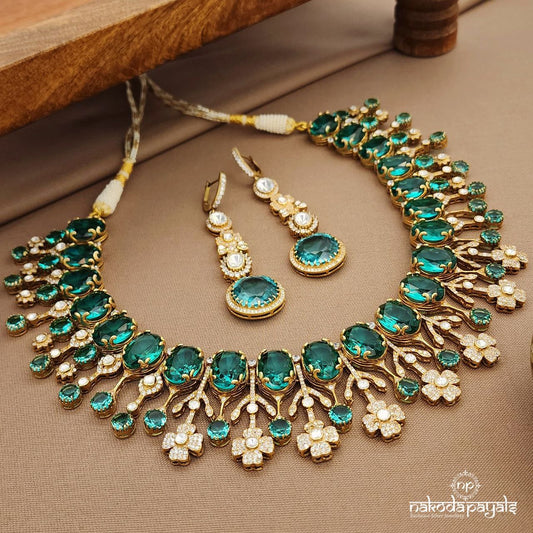 Glorious Emerald Neckpiece With Earrings (Gn9570)