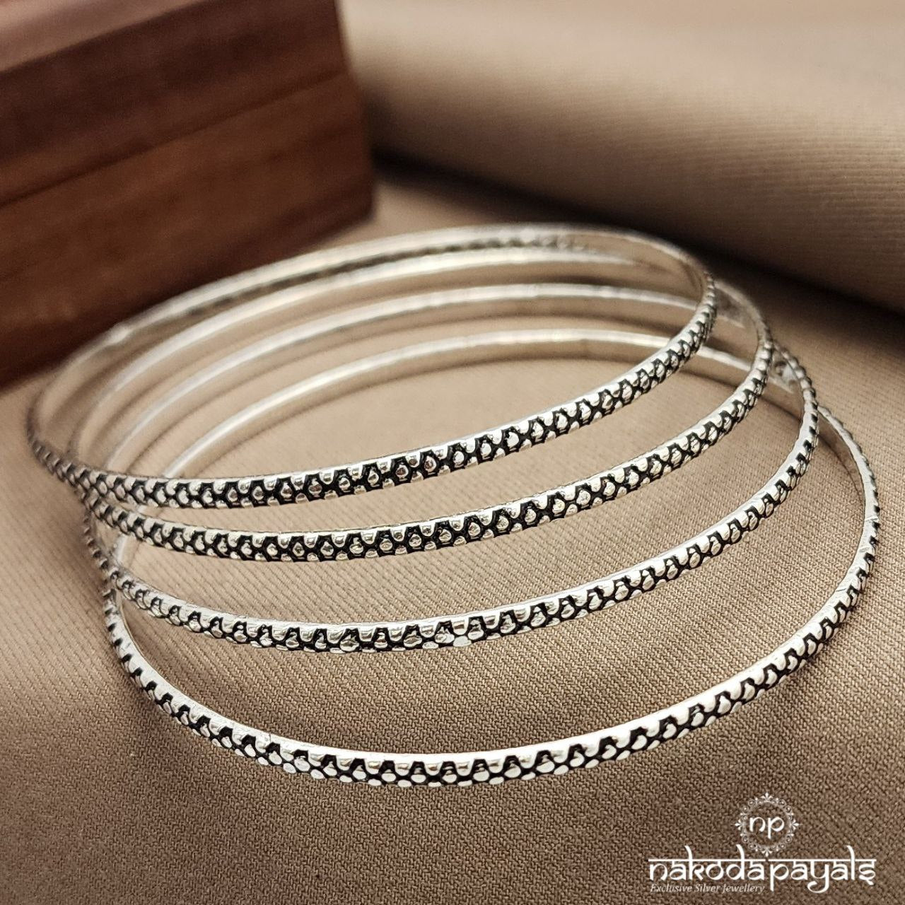 Stunning Thin Bangle Pair (K6157-60)