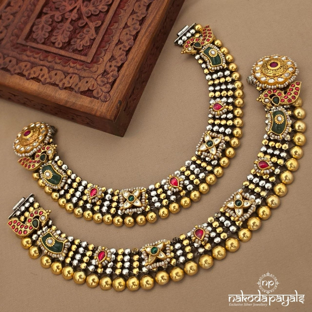Exemplary Dual Tone Anklet (A7103)