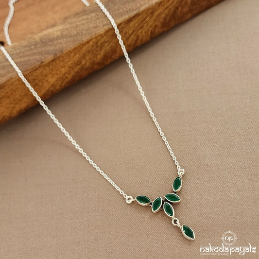 Pretty Emerald Green Drop Neckpiece  (N11031)