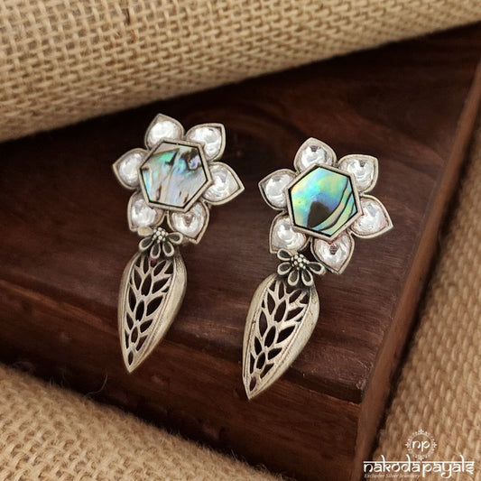 Unique Kundan Studs (S3541)