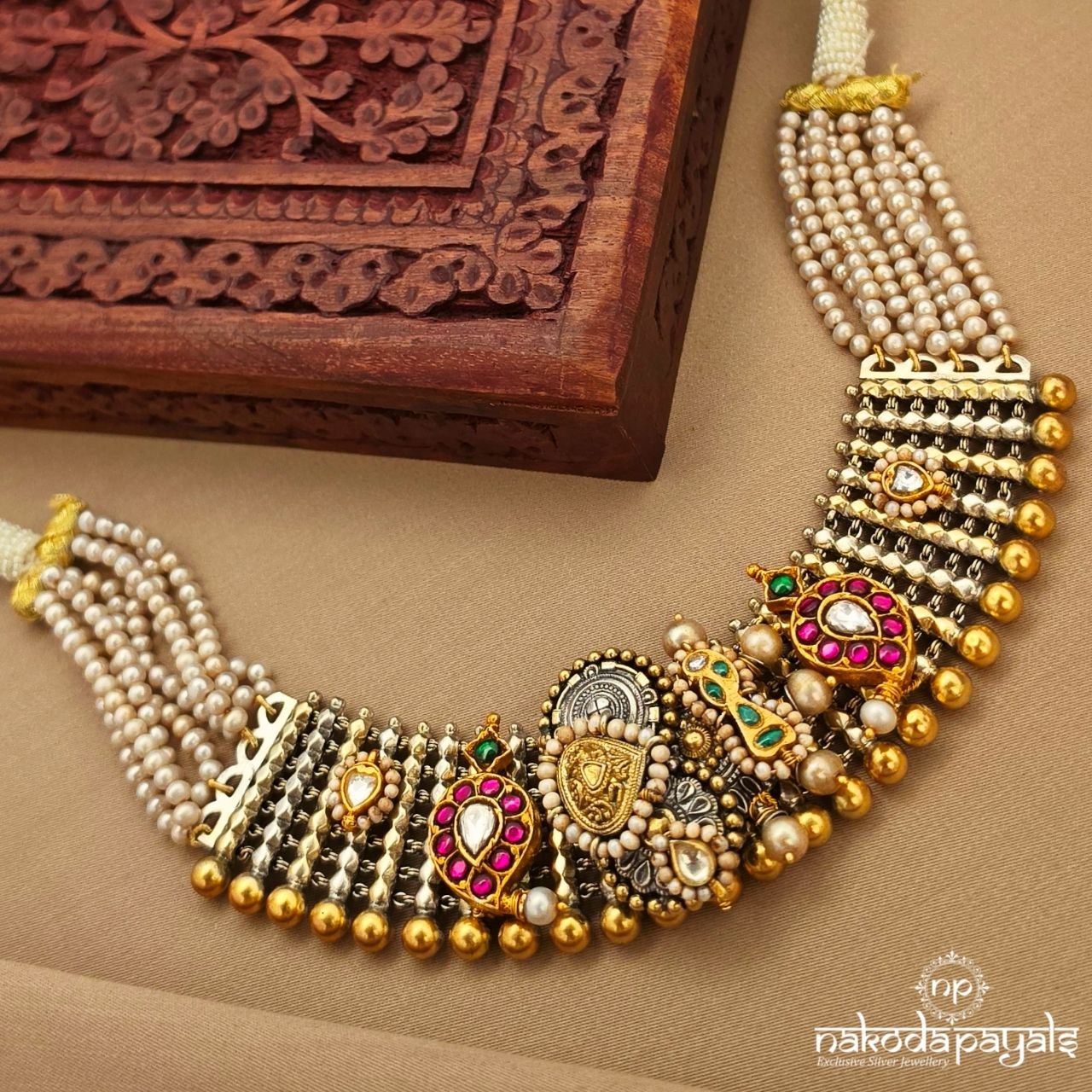 Kundan Dual Tone Neckpiece (N11720)