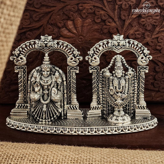 Lakshmi Shrinivasa Idol (Aa1790-92)