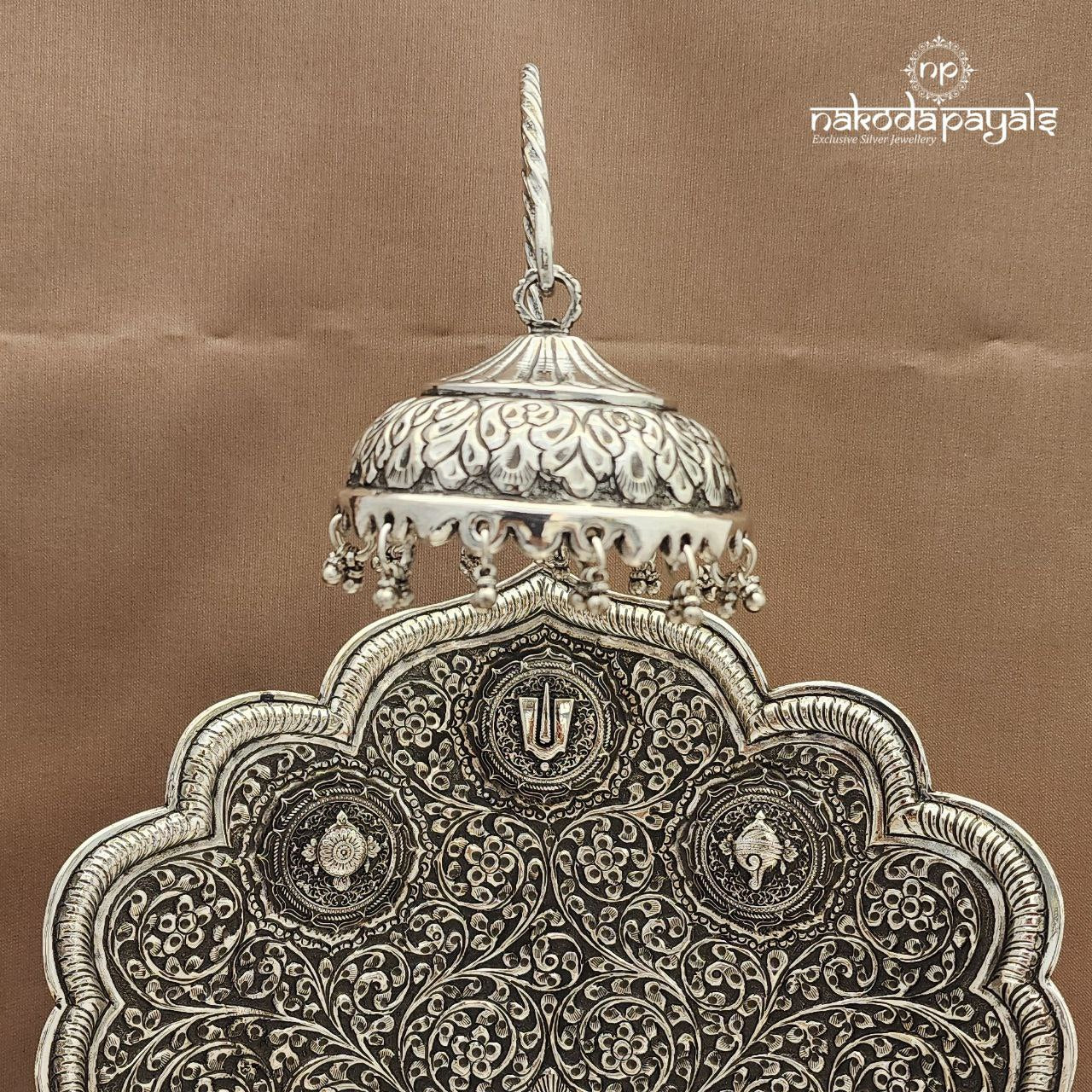 Shanku & Chakra Oxidised Sighasan/Peeta (Aa2503)