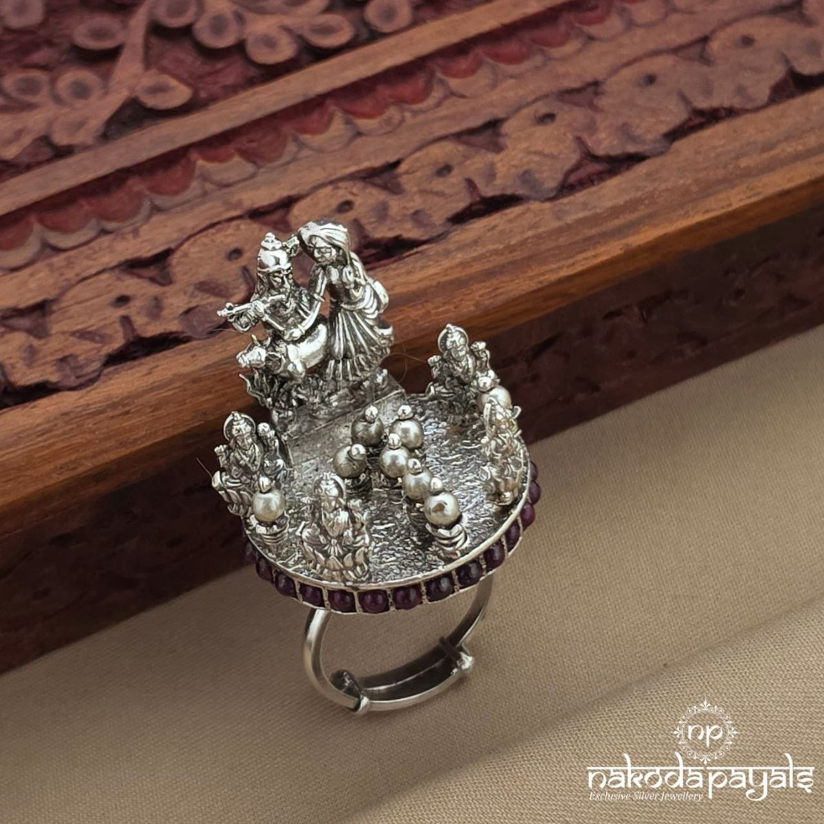 Radhakrishnan Fingering (F3009)