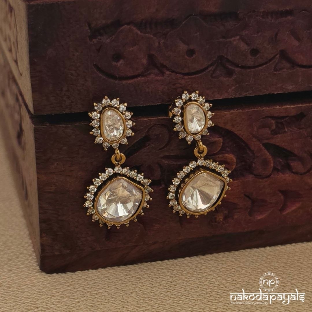 Gorgeous Moissanite Studs (Ge11108)