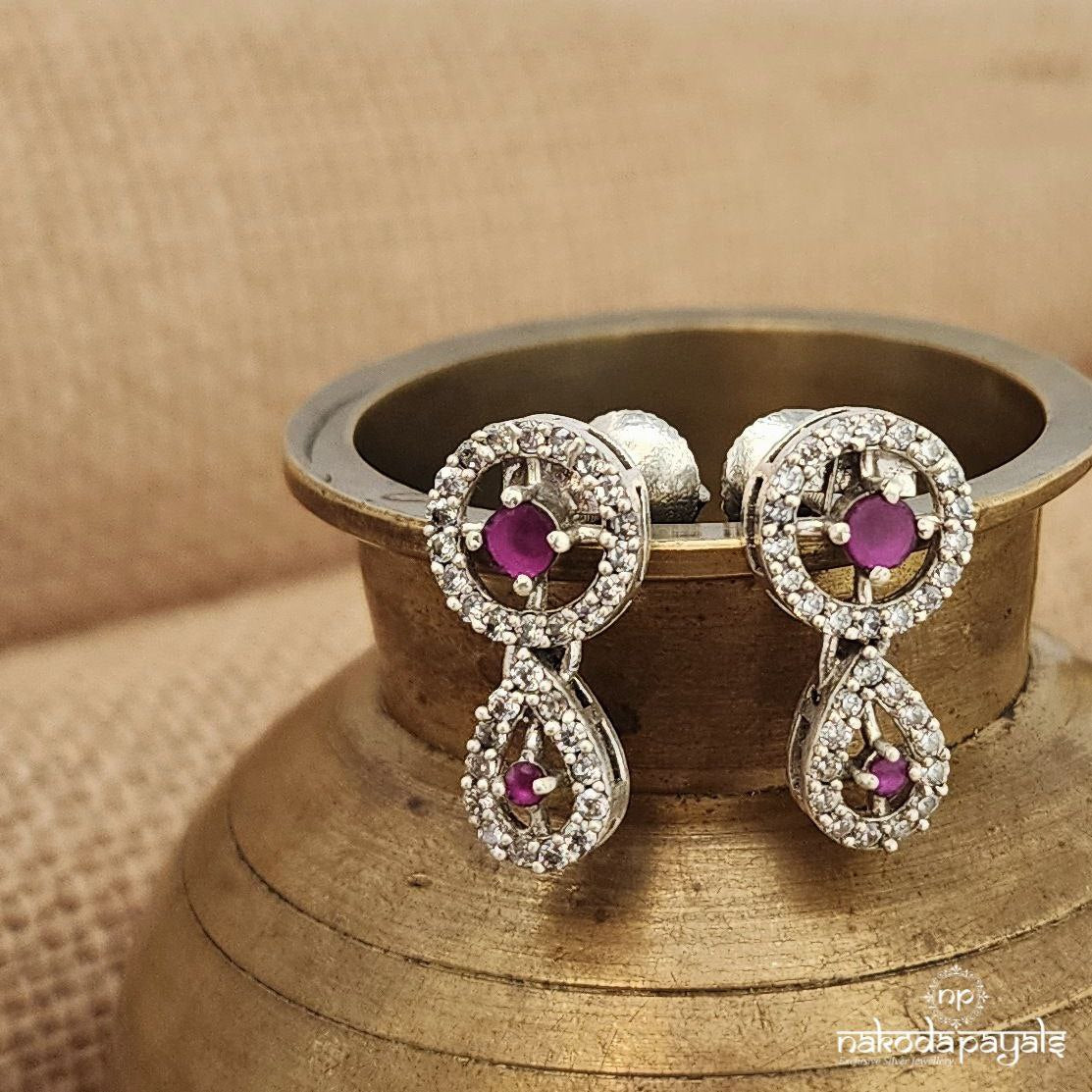 Pink Sparkling Studs (S3618)