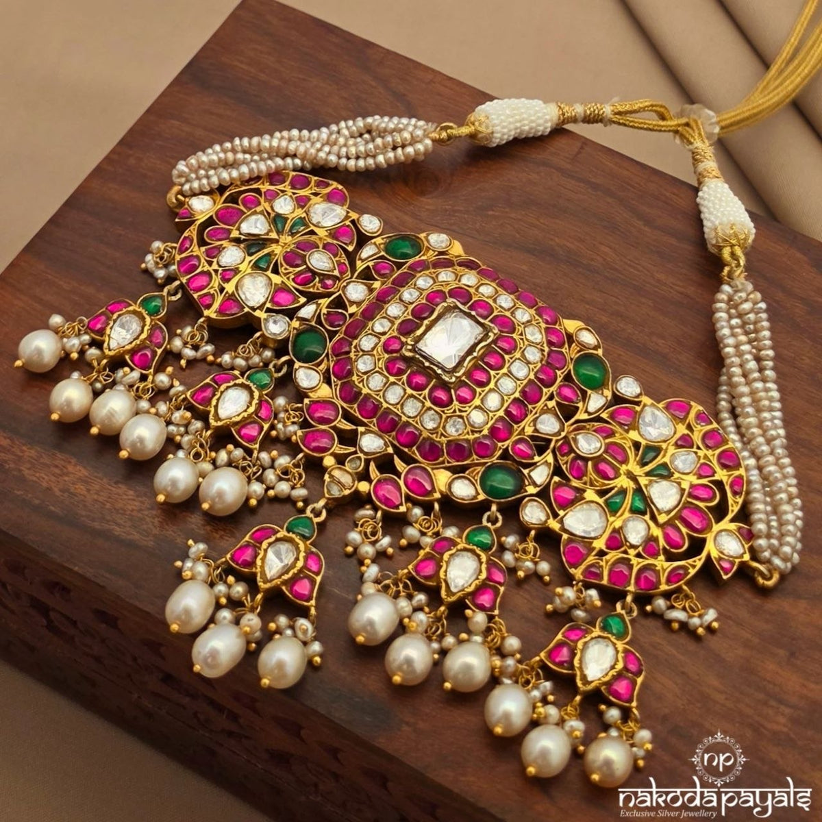 Exquisite Pink Kundan Neckpiece With Earrings (Gn10862)