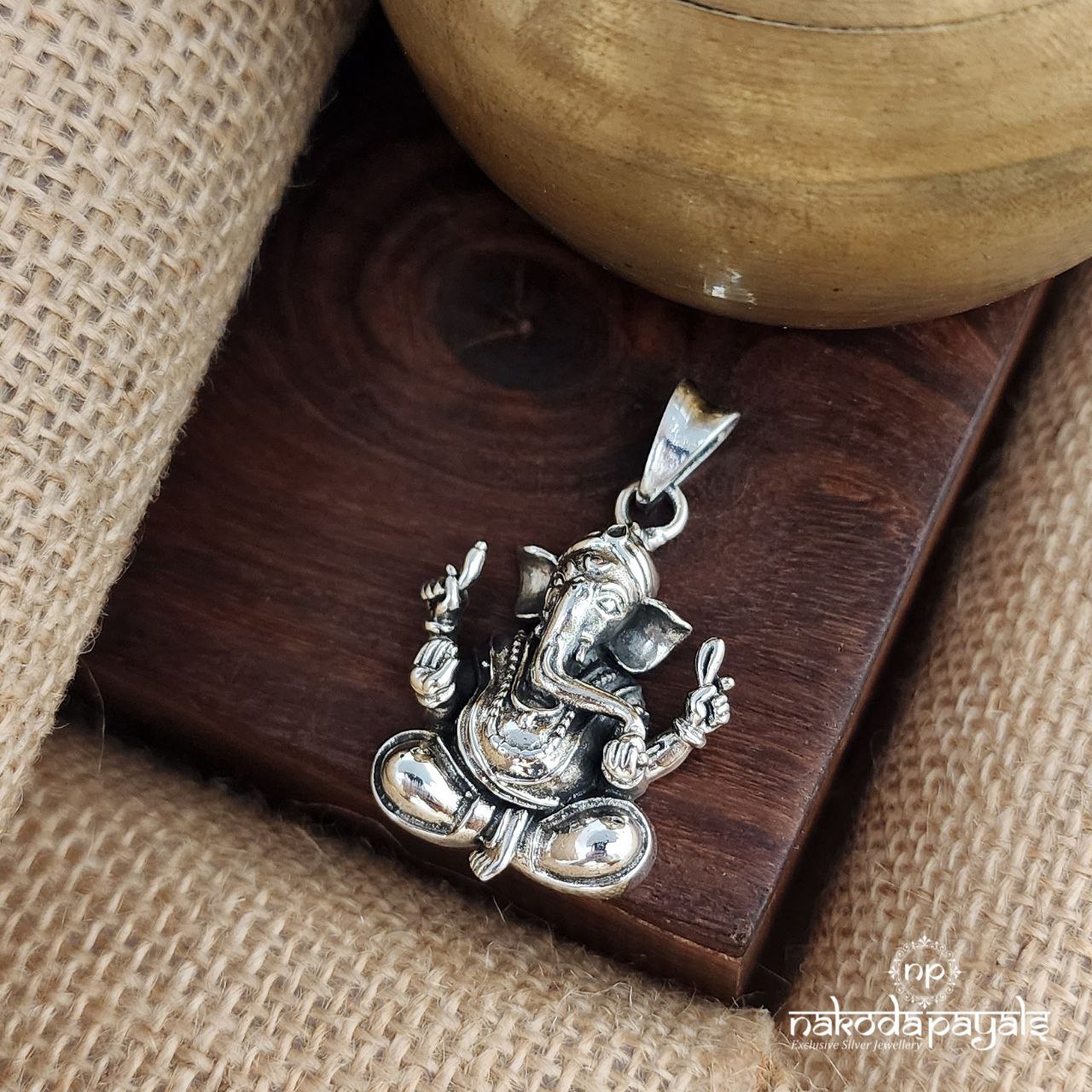 Ganapati Pendant (P2449)