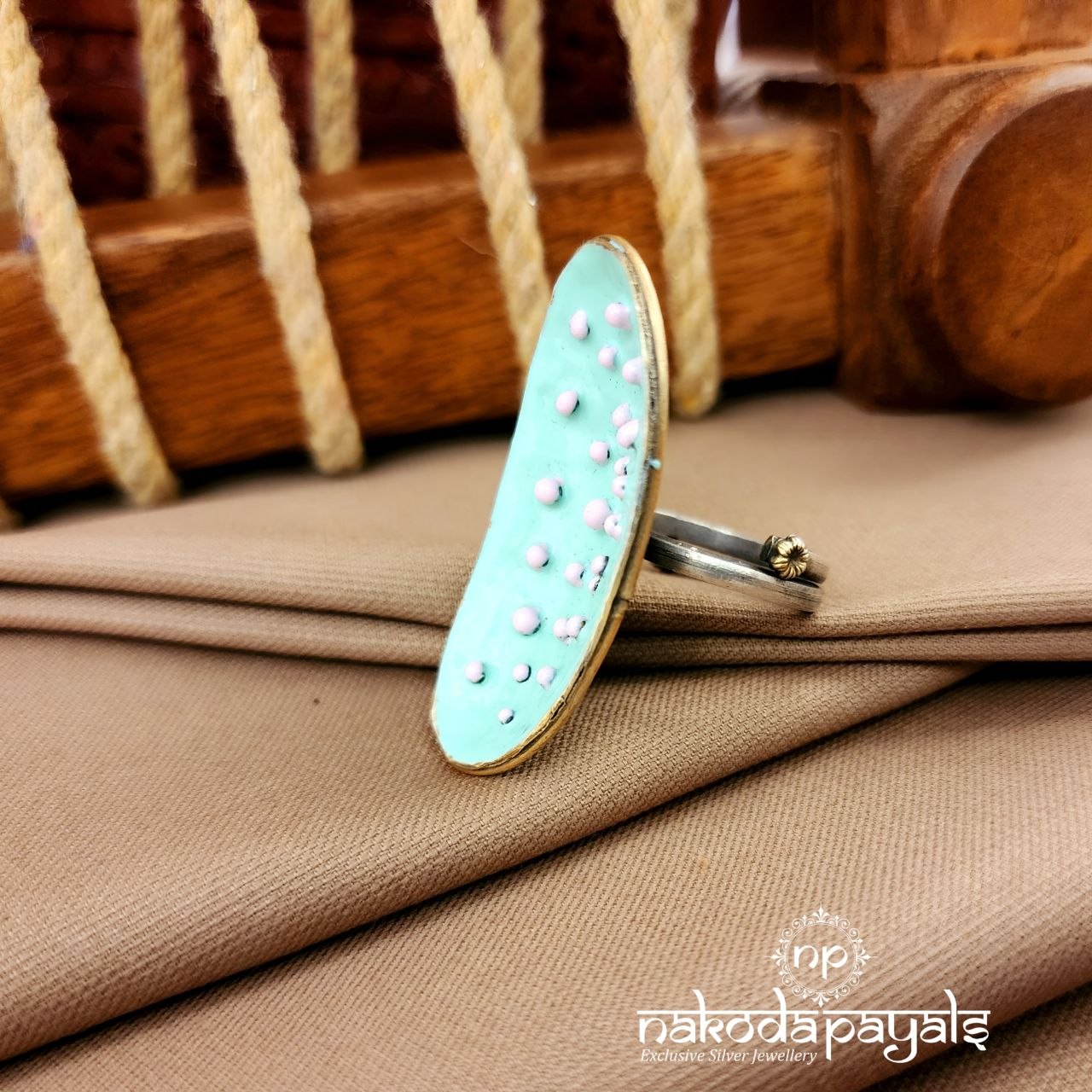Green Enamel Finger Ring (F2926)