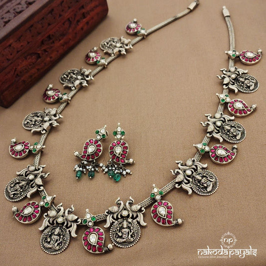 Lakshmi kundan Neckpiece With Earrings (N11593)