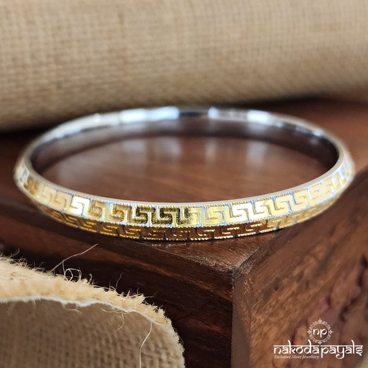 Gold Aura Single Kada (Mc0629)