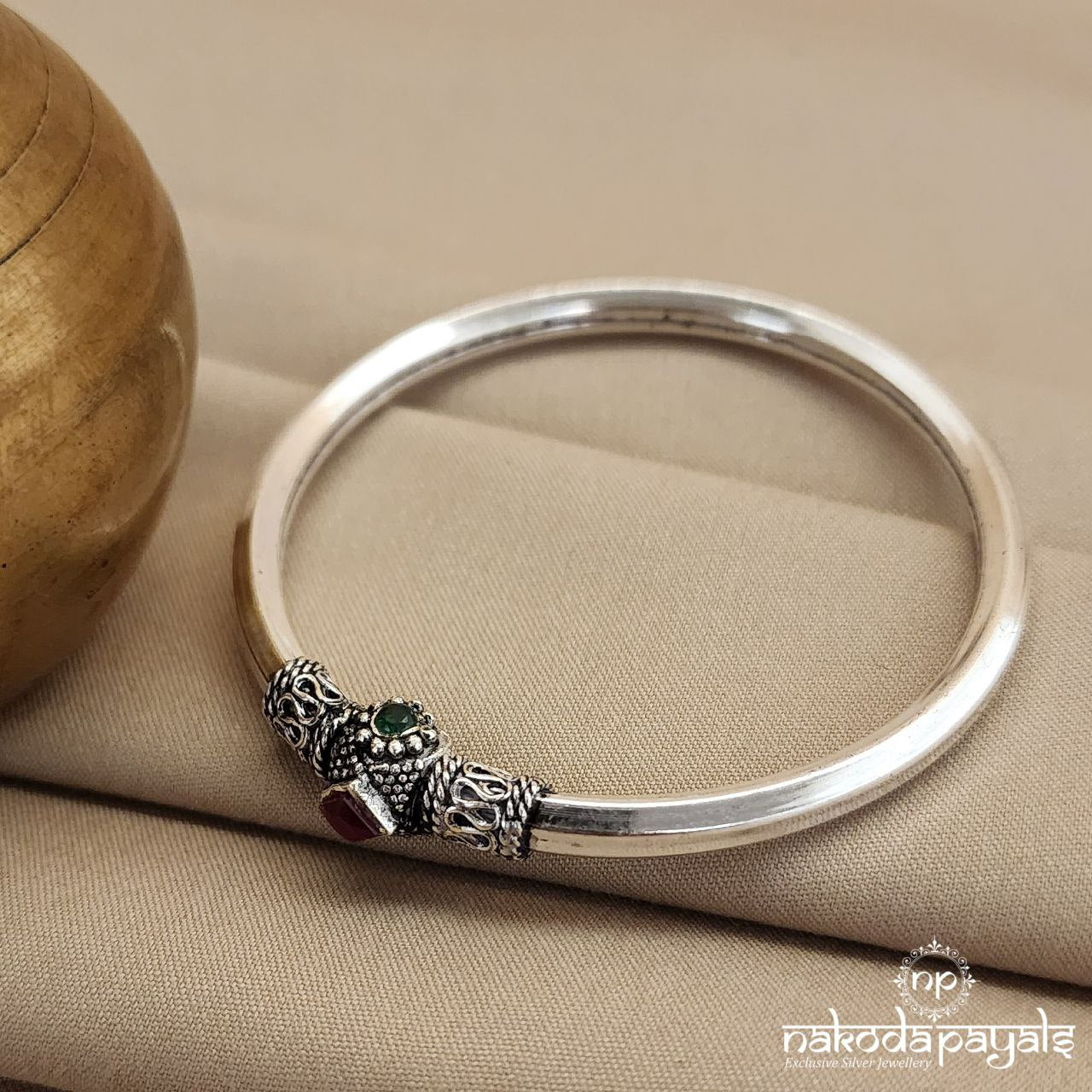 Squarish Red Openable Single Kada (K5046)