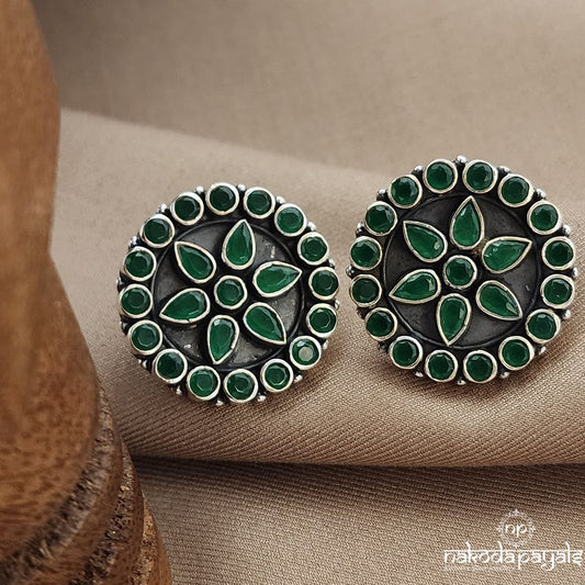 Stunning Emerald Green Studs (S3584)