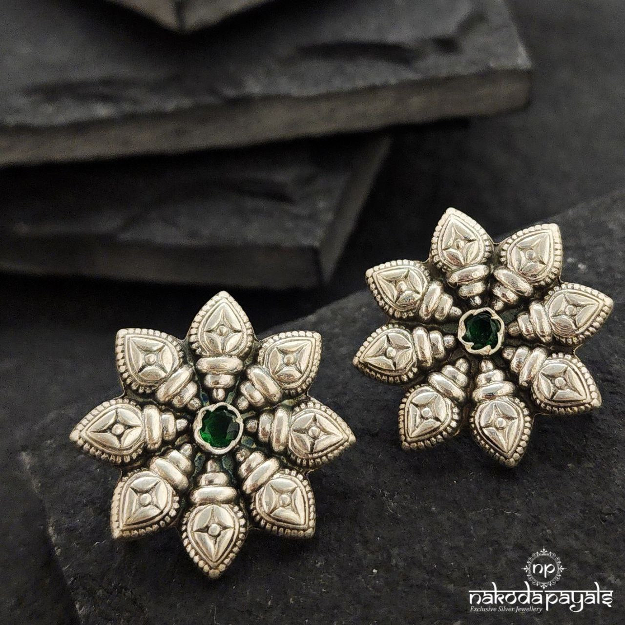 Green Dot Flower Studs (S9391)