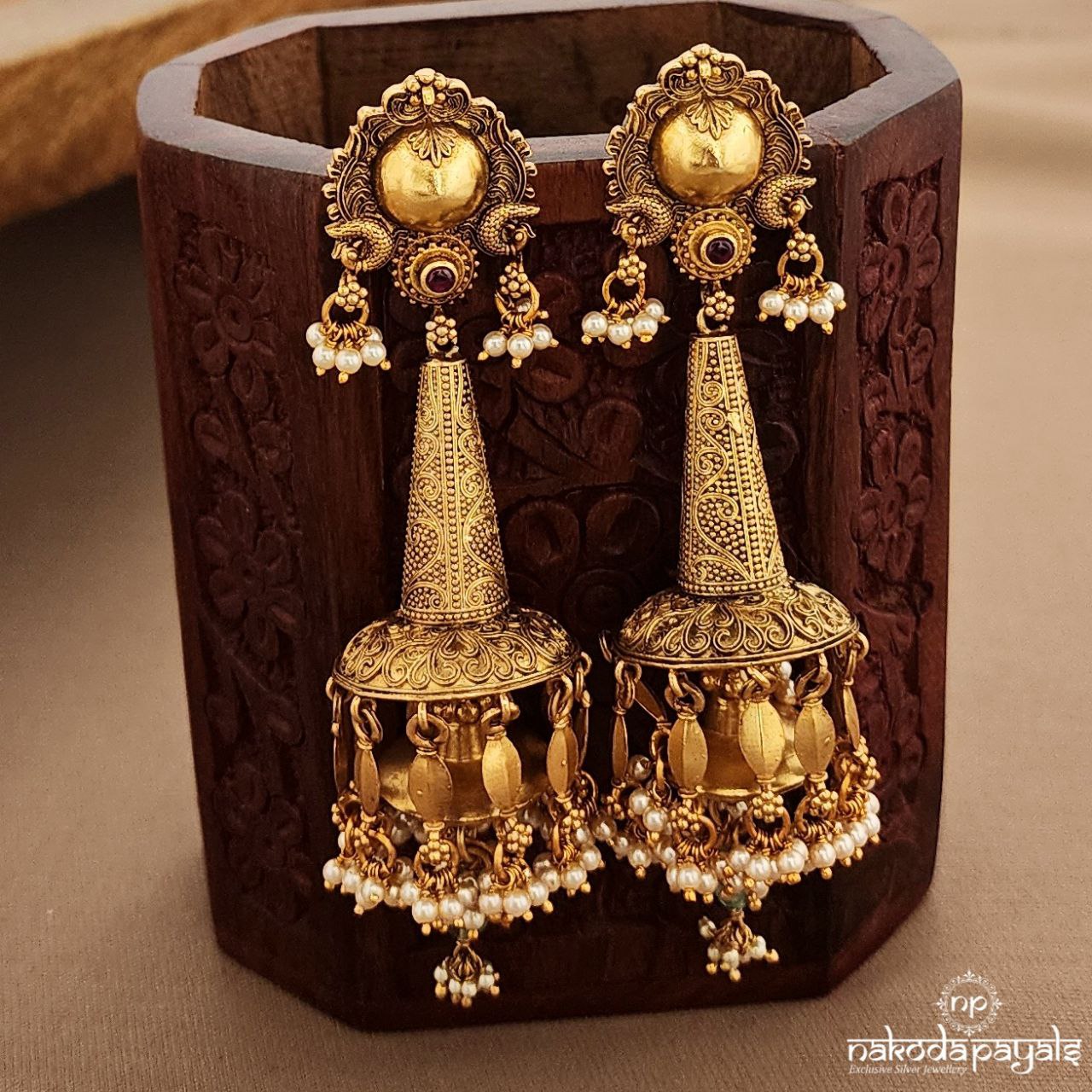 Unique Traditional Pearled Drop Jhumka (Ge10053)