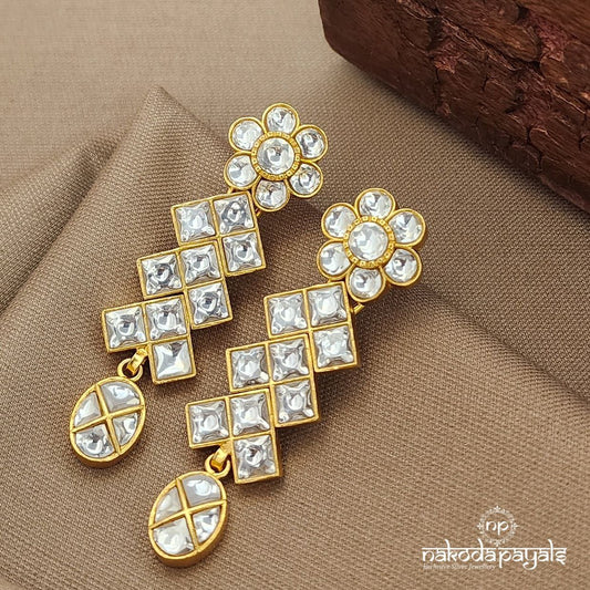 White Floral Kundan Earrings (Ge10153)