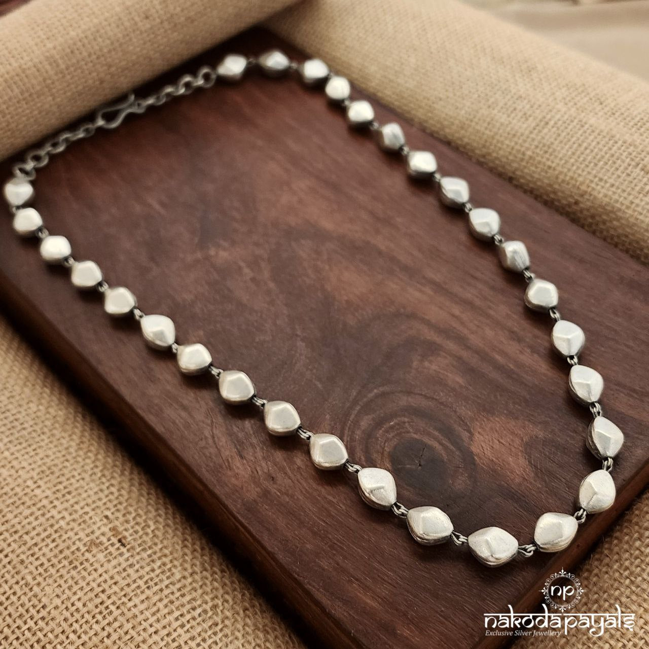 Almond Linked Neckpiece (N10853)