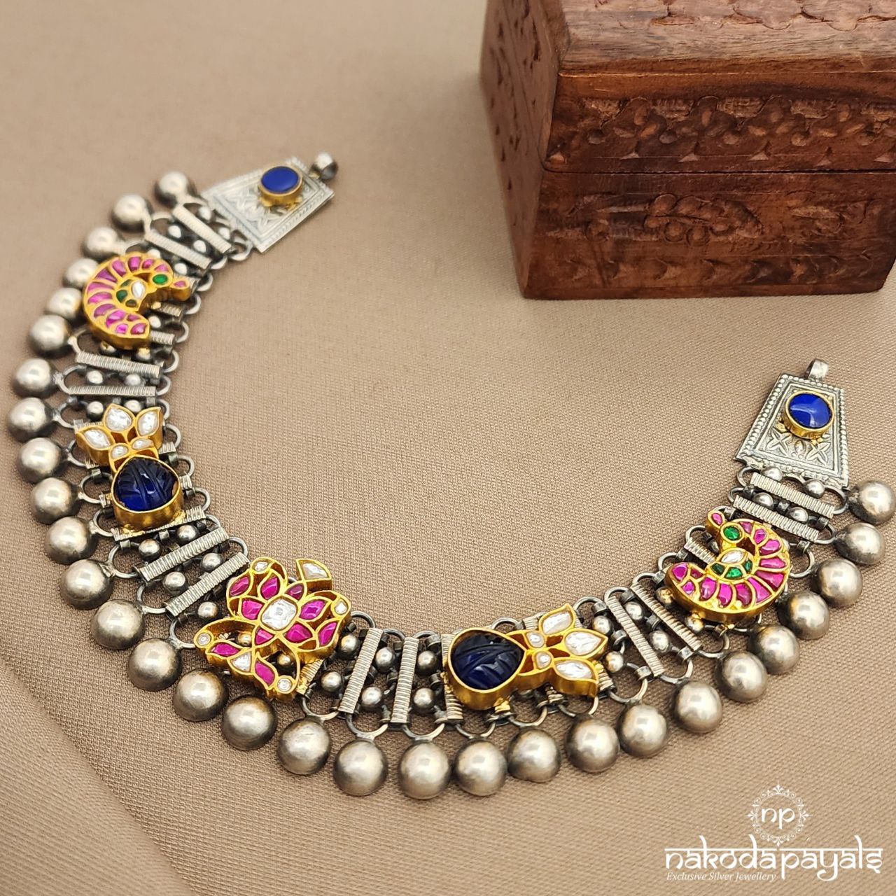 Dual Tone Kundan Neckpiece  (N11250)