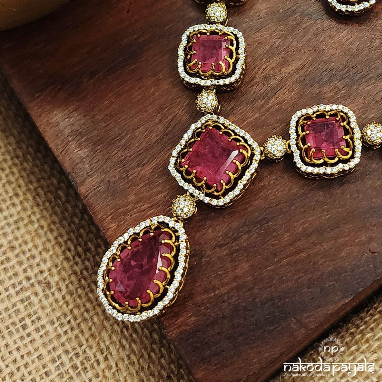 Glitterglow Pink Neckpiece with Earrings (Gn8613)