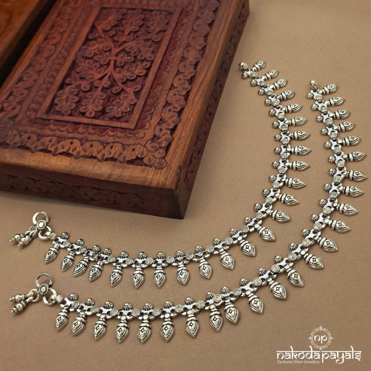 Leafy Drop Anklets (A7130)
