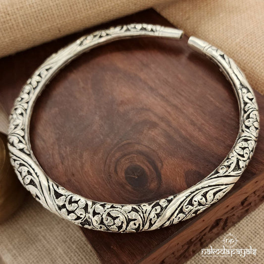 Chatai Oxidised Nakshi Hasli (N10603)