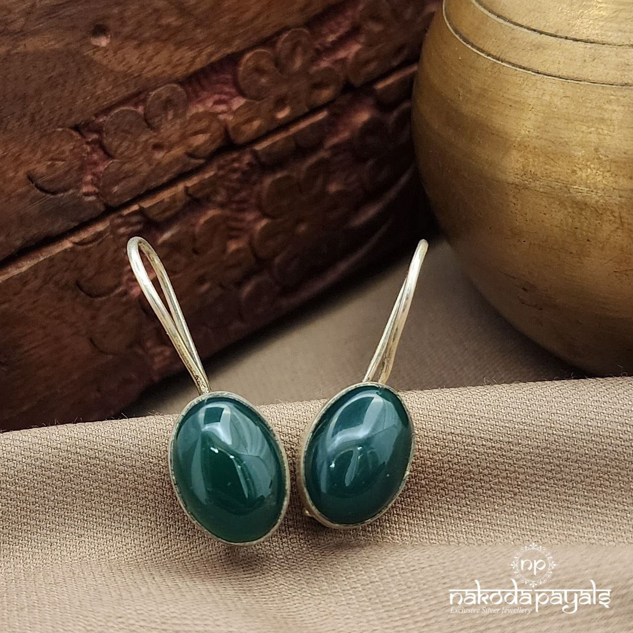 Emerald Green Hangings (H2200)