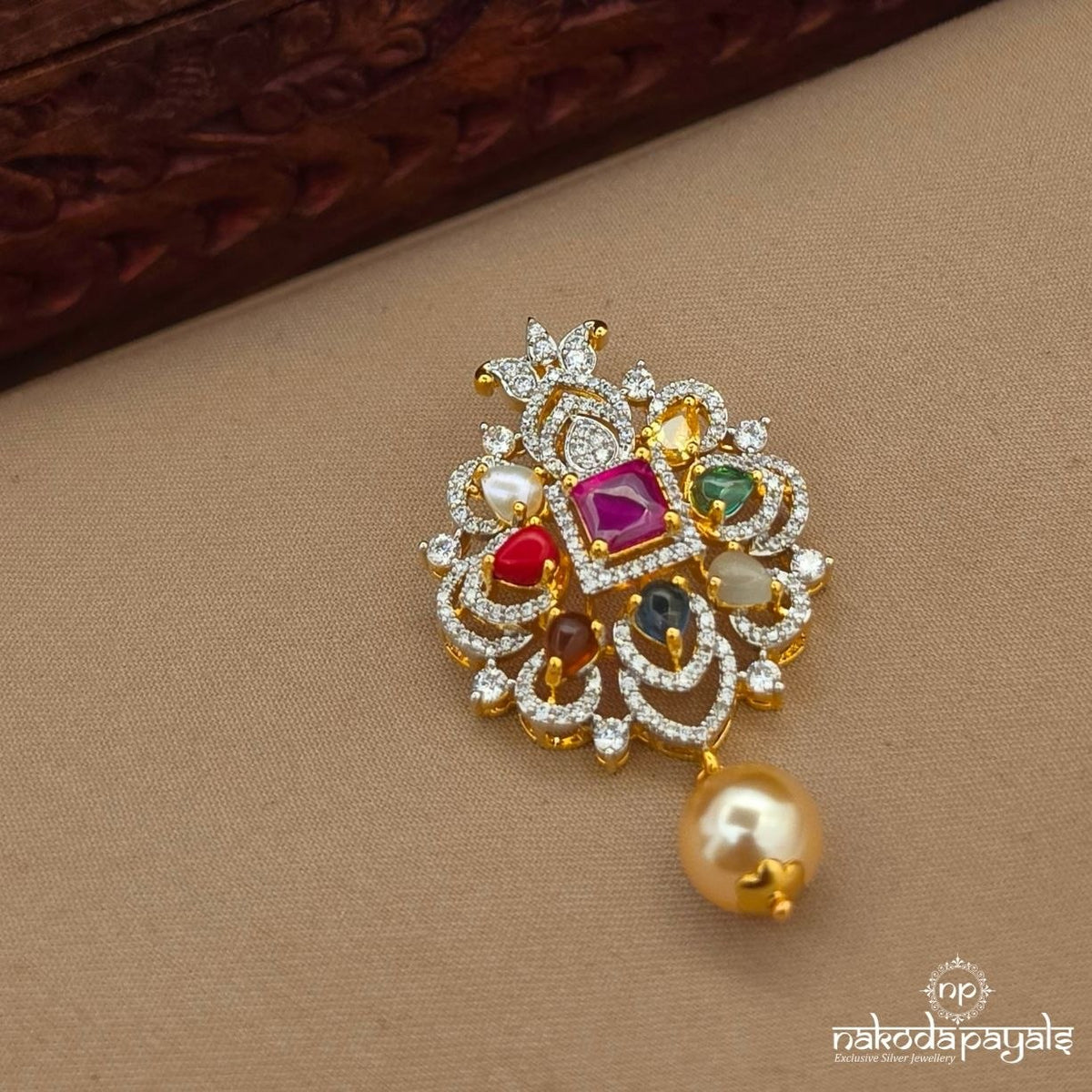 Navaratna CZ Pendant (Gp2681)
