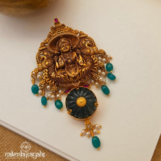 Traditional Lakshmi Pearl Pendant (Gp2544)