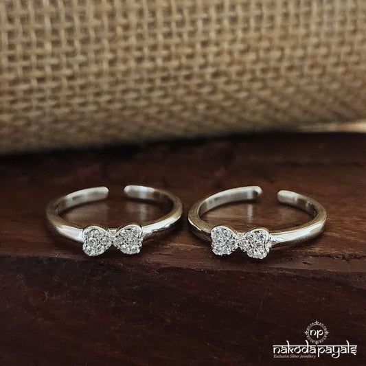 Sparkling Bow Toerings (T4446)