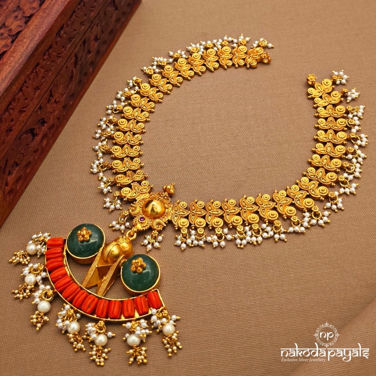 Coral Drop Neckpiece (Gn10027)