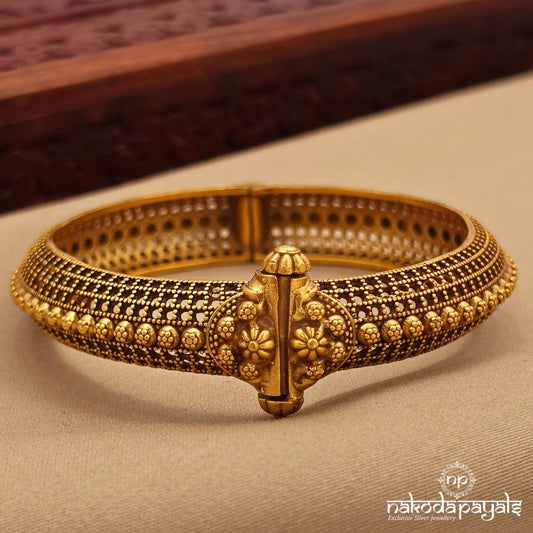 Exquisite Floral Kada (Gk3331)